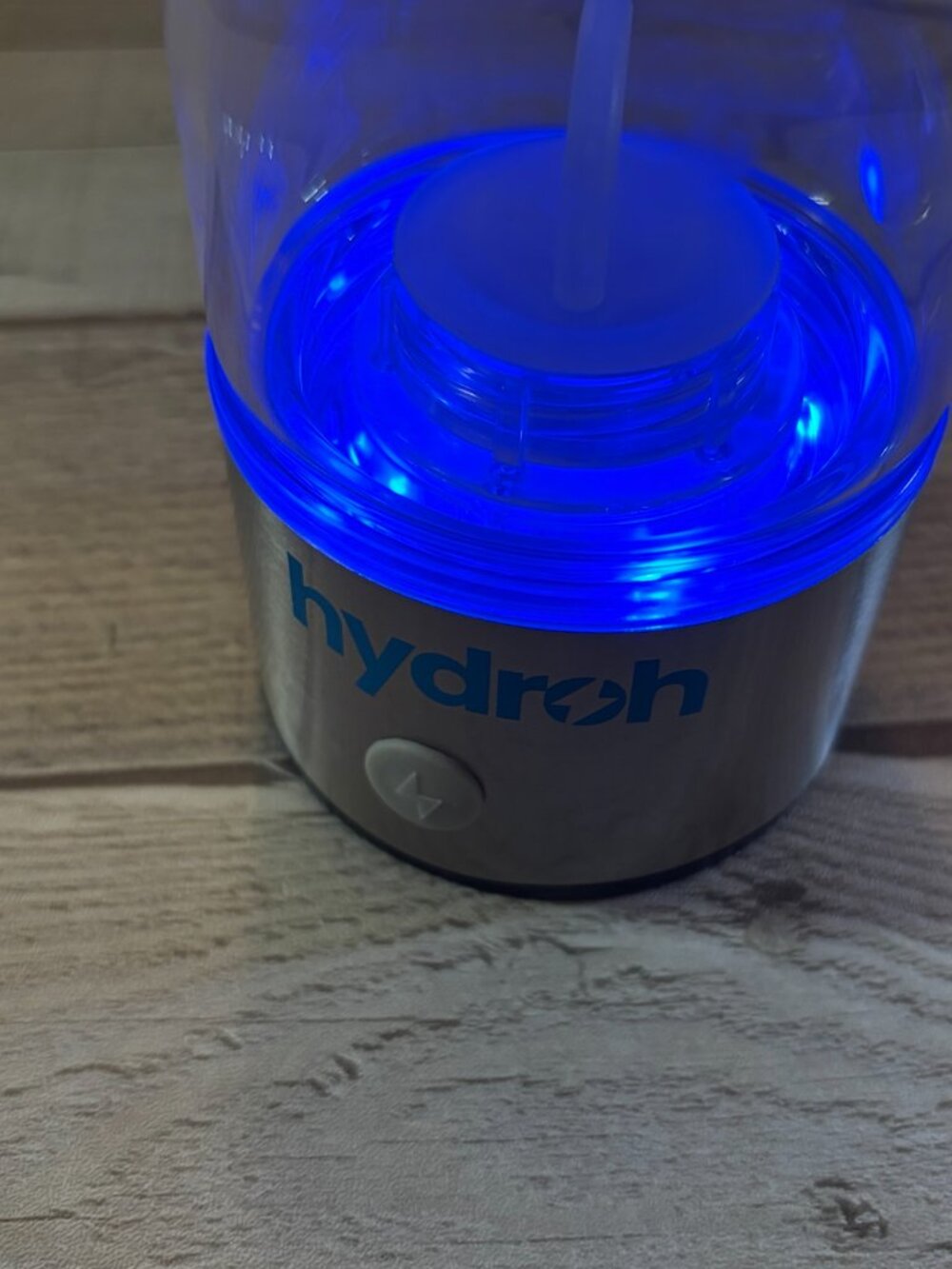 Hydroh Portable Bluetooth Speaker with Blue LED and Silver Body